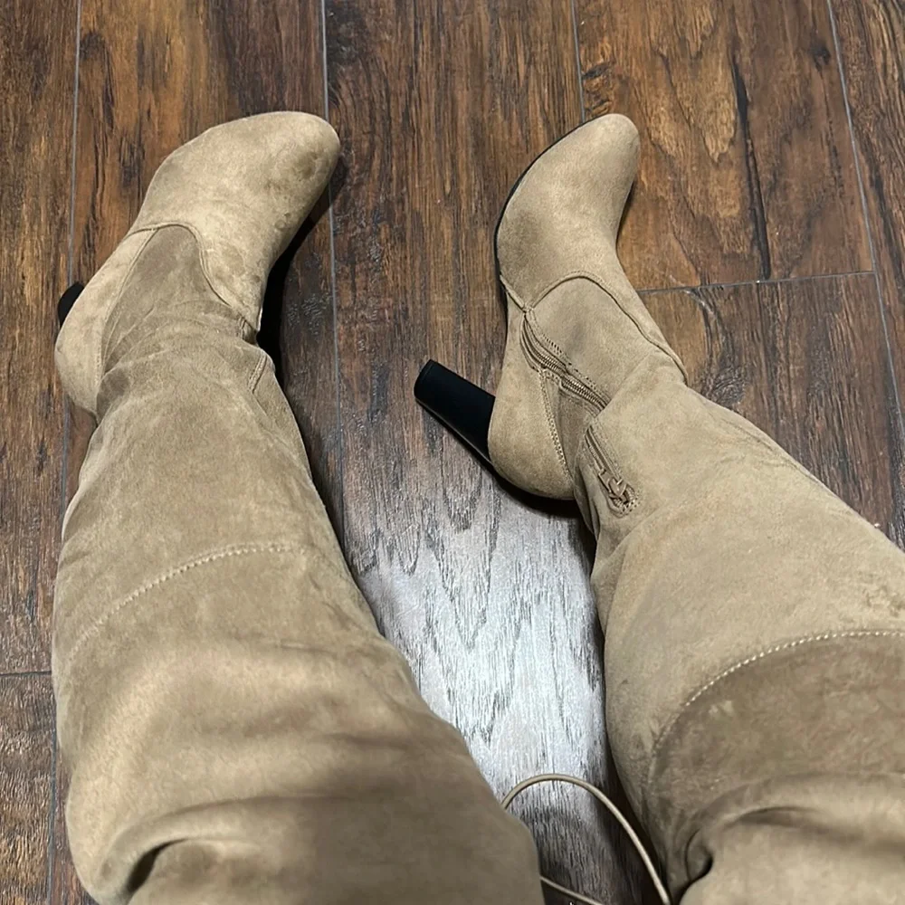 NWOT Tan Soft Elastic Tie Up Over The Knee Heel Boots